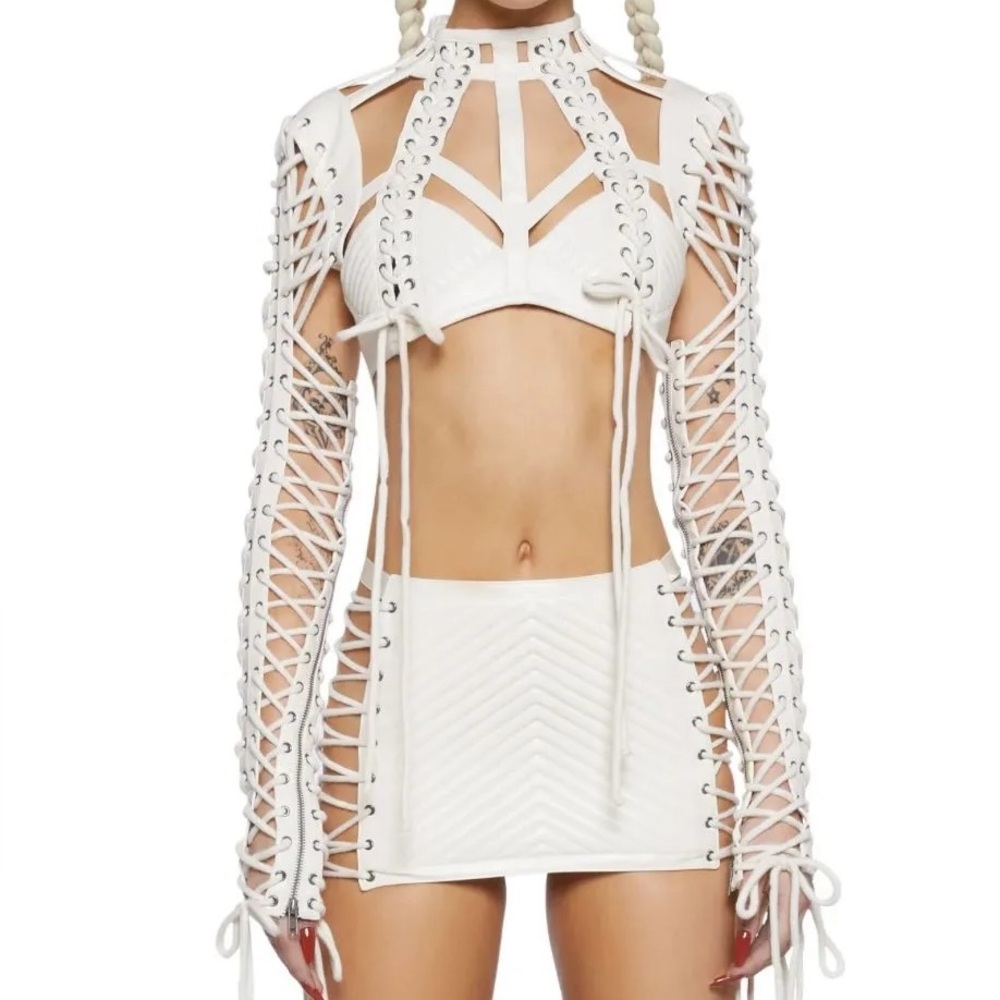 NWT Dollskill Rude Awakening Lace Up Top in White Size Small S